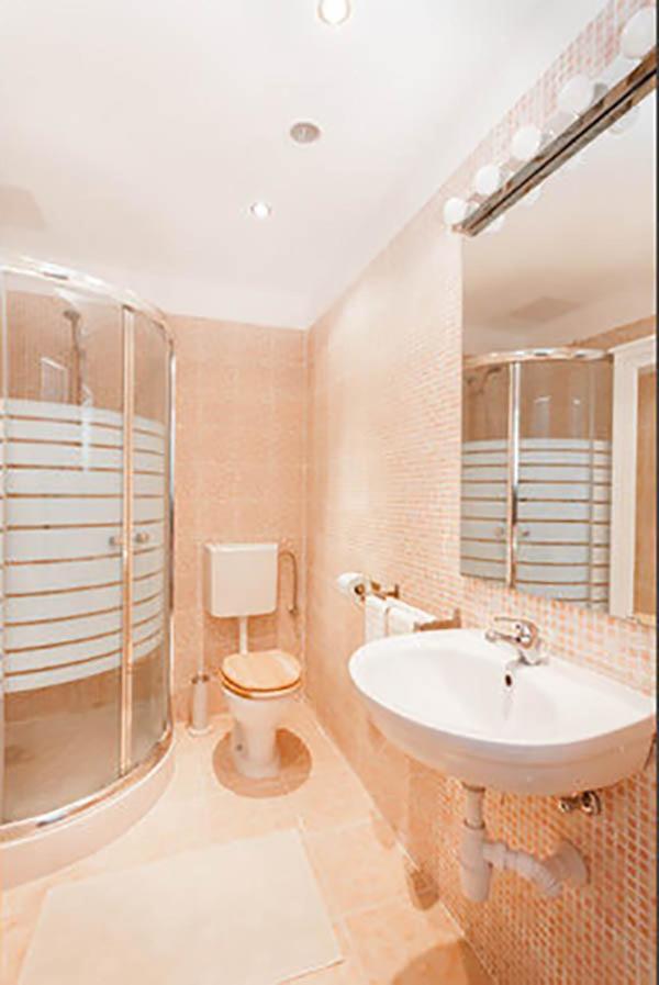 Loft Style Apartment In Hipster Area Boedapest Buitenkant foto